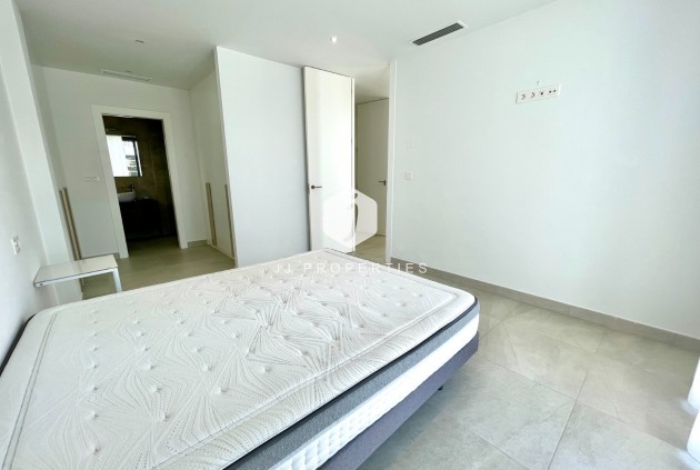 Resale - Villa -
Benijofar - Costa Blanca