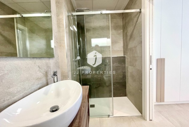 Resale - Villa -
Benijofar - Costa Blanca