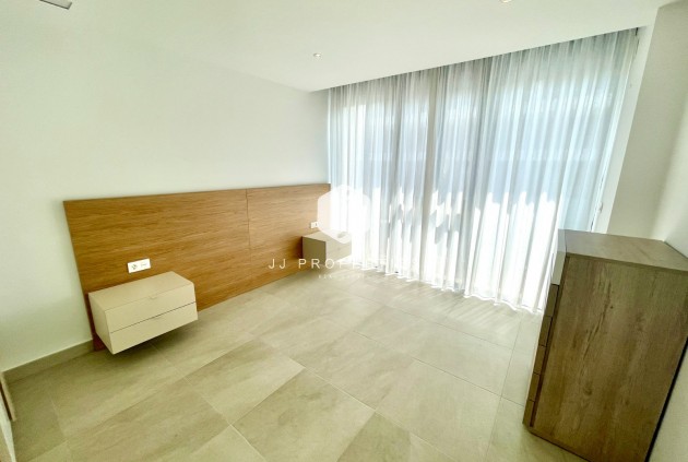 Resale - Villa -
Benijofar - Costa Blanca