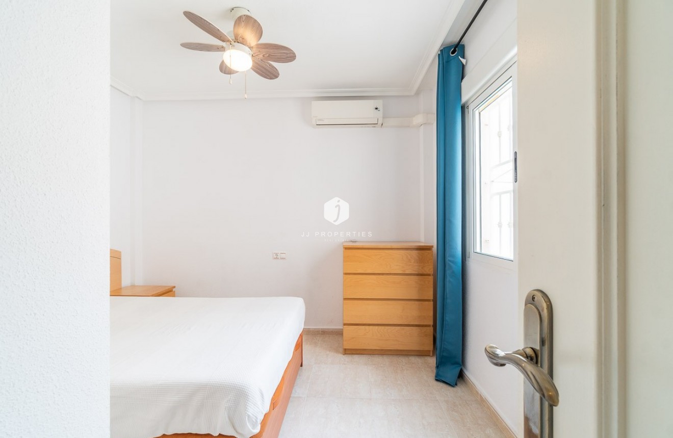 Aus zweiter Hand - Wohnung -
Orihuela Costa - Costa Blanca