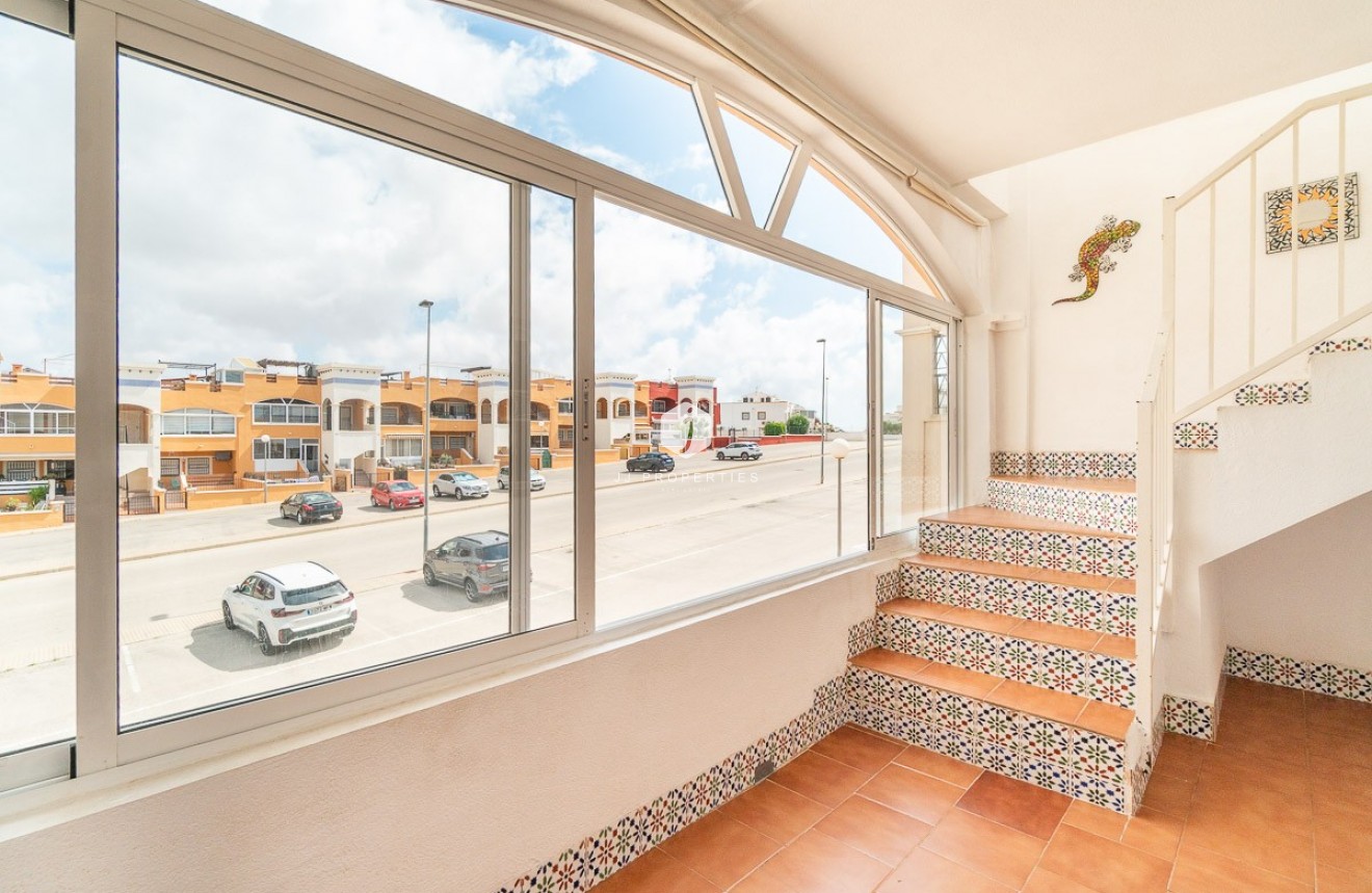 Aus zweiter Hand - Wohnung -
Orihuela Costa - Costa Blanca