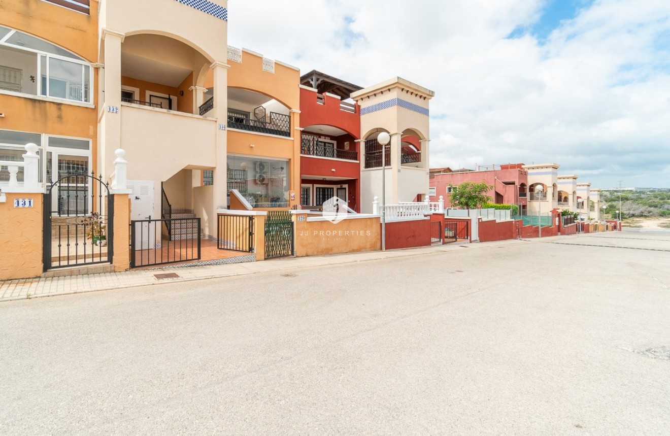 Aus zweiter Hand - Wohnung -
Orihuela Costa - Costa Blanca