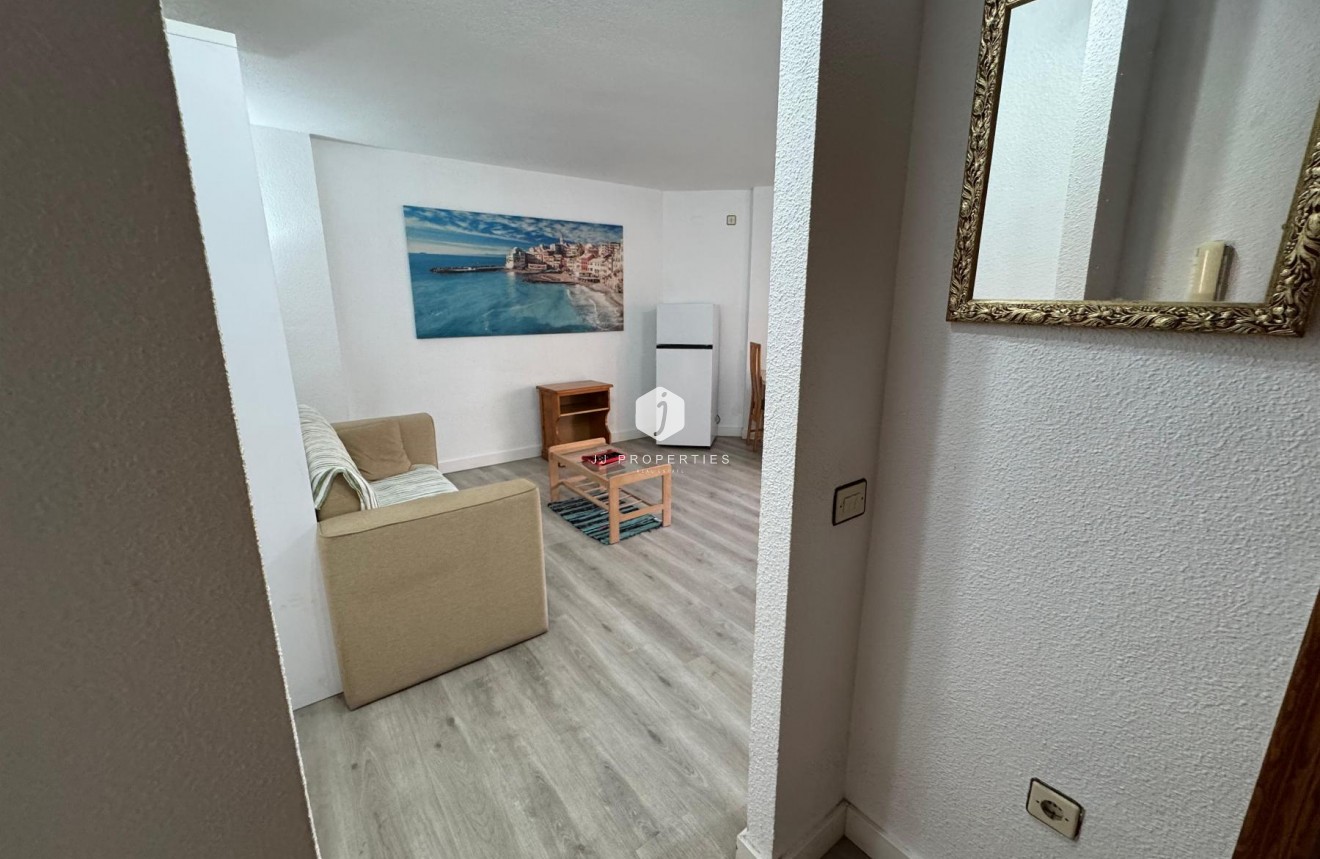 Z drugiej ręki - Mieszkanie w bloku -
Torrevieja - Costa Blanca