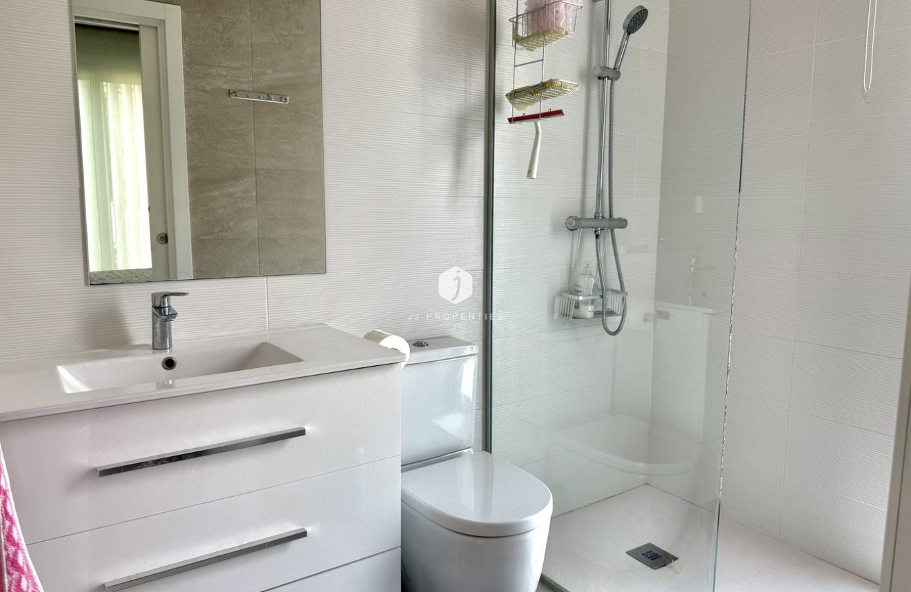Resale - Villa -
Dolores - Costa Blanca