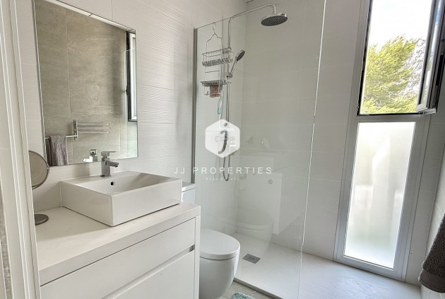 Resale - Villa -
Dolores - Costa Blanca
