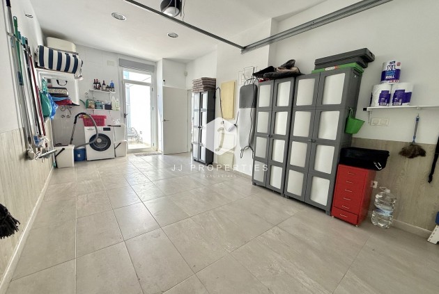 Resale - Villa -
Dolores - Costa Blanca