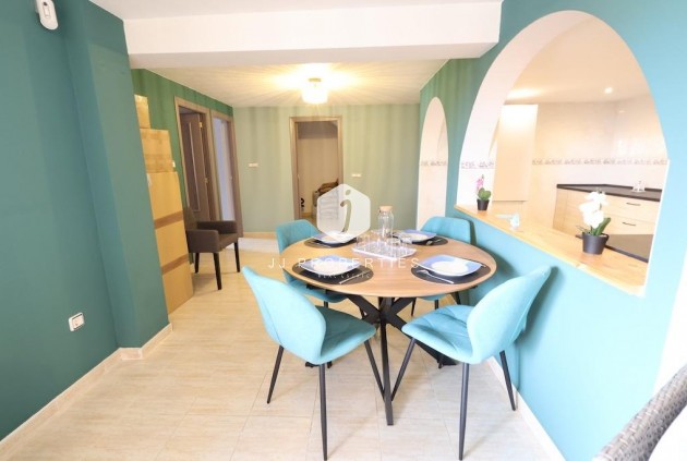 Resale - Villa -
San Miguel de Salinas - Inland