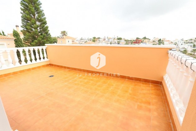 Resale - Villa -
San Miguel de Salinas - Inland