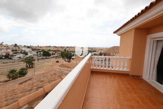 Resale - Villa -
San Miguel de Salinas - Inland