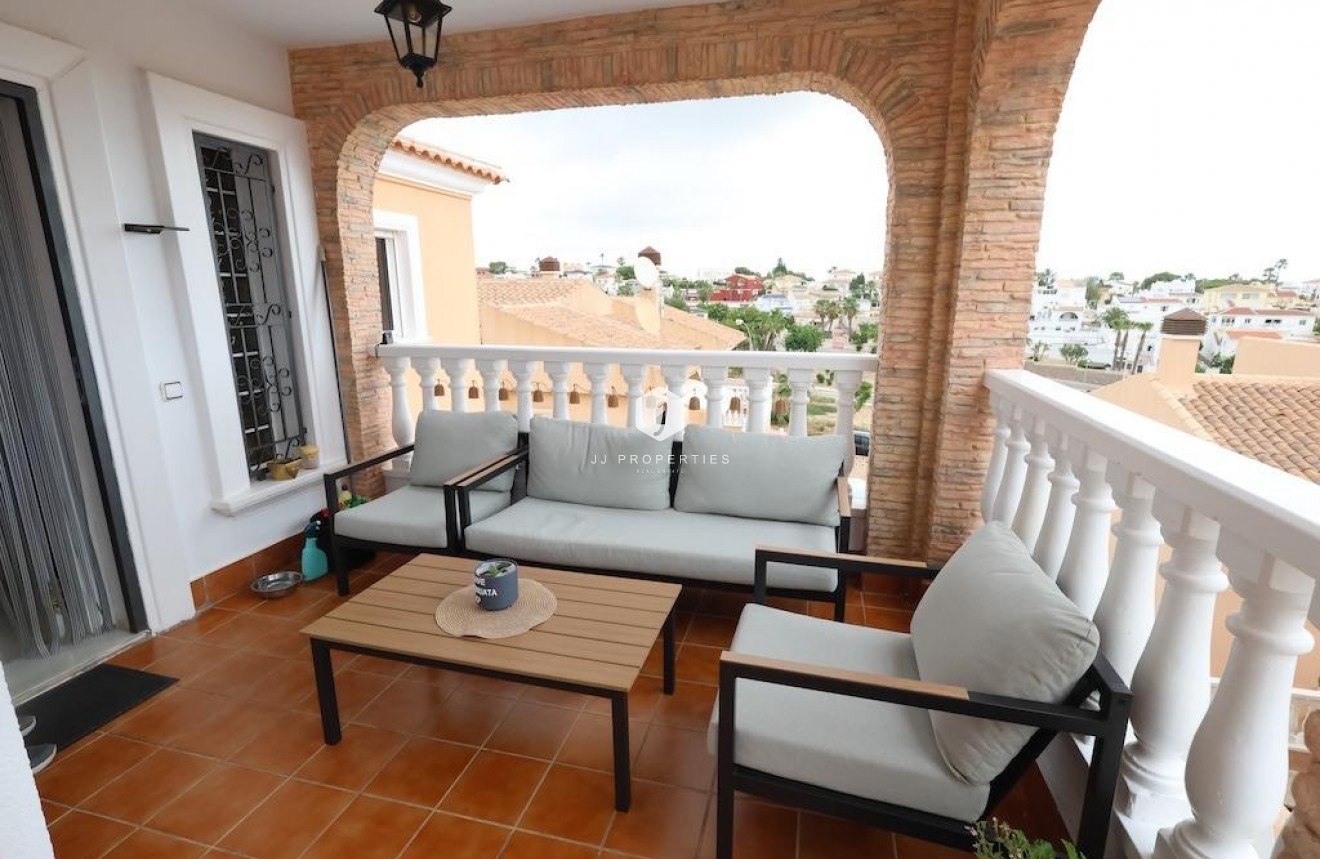 Resale - Villa -
San Miguel de Salinas - Inland