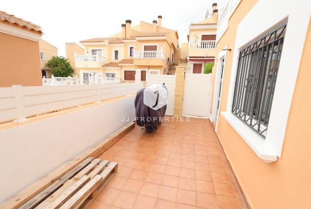 Resale - Villa -
San Miguel de Salinas - Inland