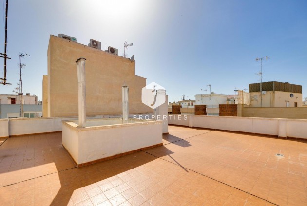 Segunda mano - Ático -
Torrevieja