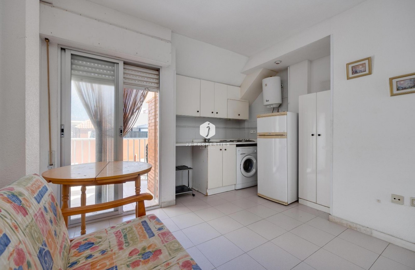 Aus zweiter Hand - Wohnung -
Torrevieja - La Mata Pueblo