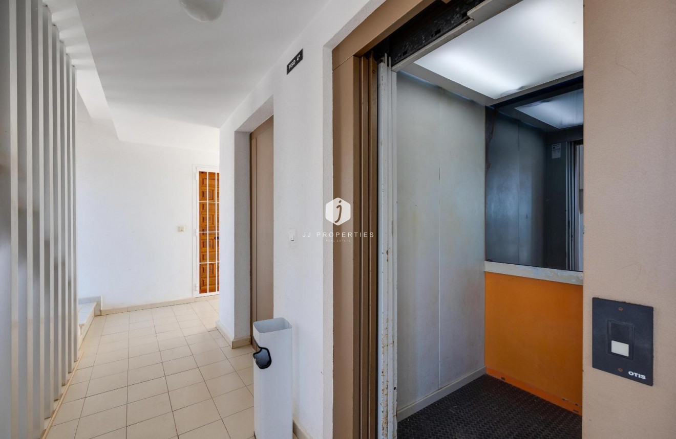 Aus zweiter Hand - Wohnung -
Torrevieja - La Mata Pueblo