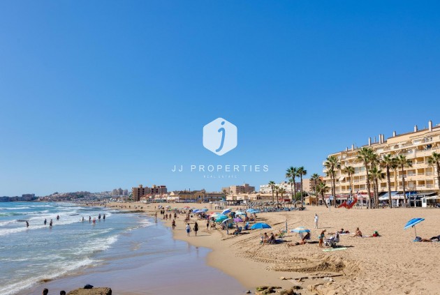 Aus zweiter Hand - Wohnung -
Torrevieja - La Mata Pueblo