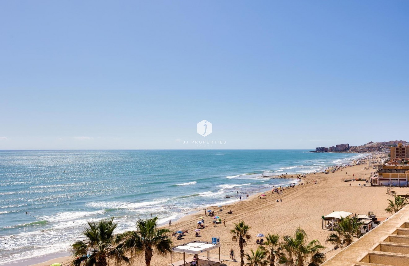 Aus zweiter Hand - Wohnung -
Torrevieja - La Mata Pueblo