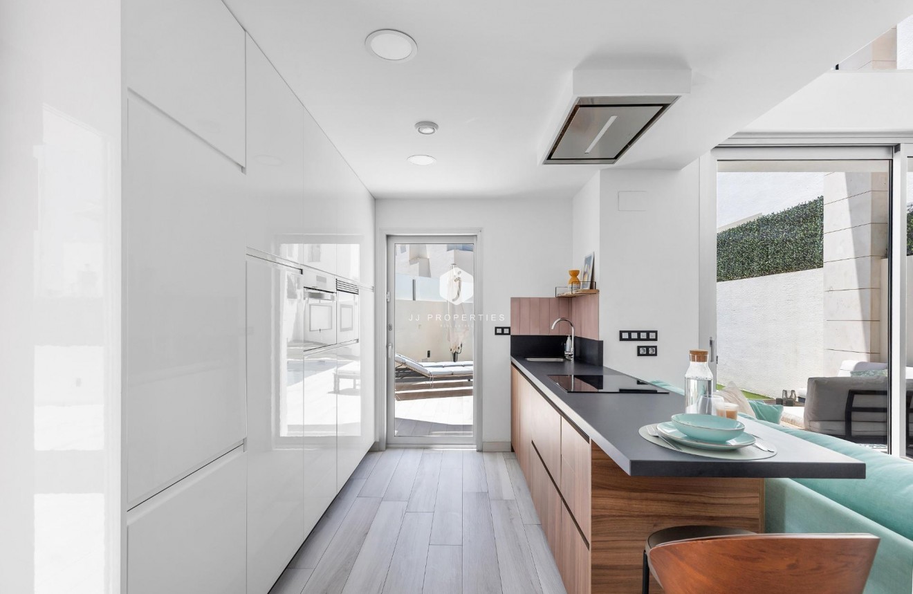 Resale - Villa -
Orihuela Costa - Lomas de Cabo Roig