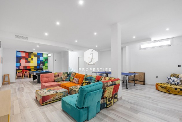 Resale - Villa -
Orihuela Costa - Lomas de Cabo Roig