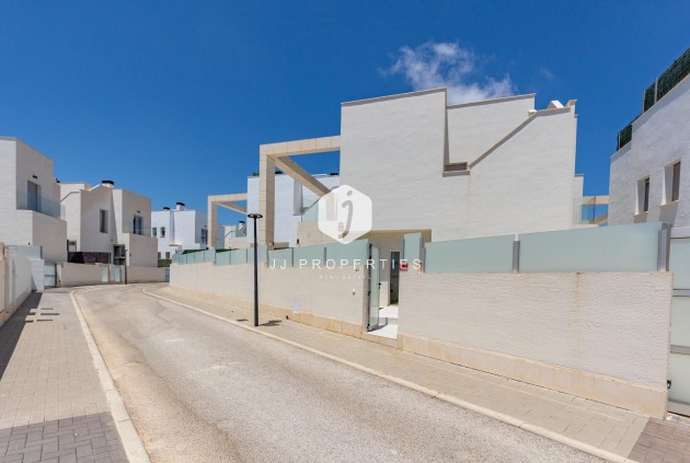 Resale - Villa -
Orihuela Costa - Lomas de Cabo Roig