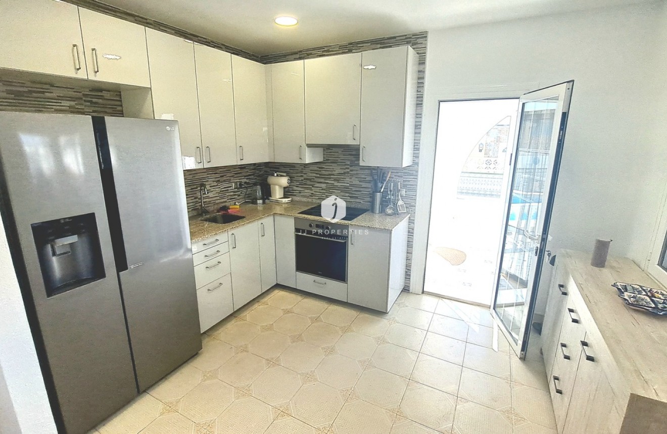 Resale - Villa -
San Miguel de Salinas - Inland