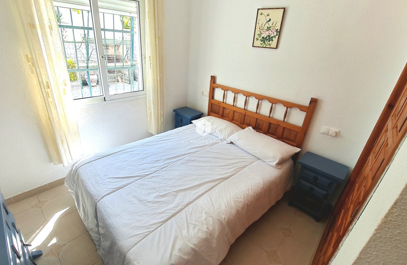 Resale - Villa -
San Miguel de Salinas - Inland