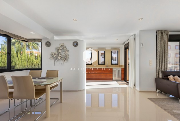 Resale - Villa -
Orihuela Costa - Costa Blanca