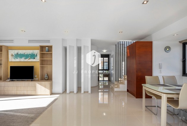 Resale - Villa -
Orihuela Costa - Costa Blanca