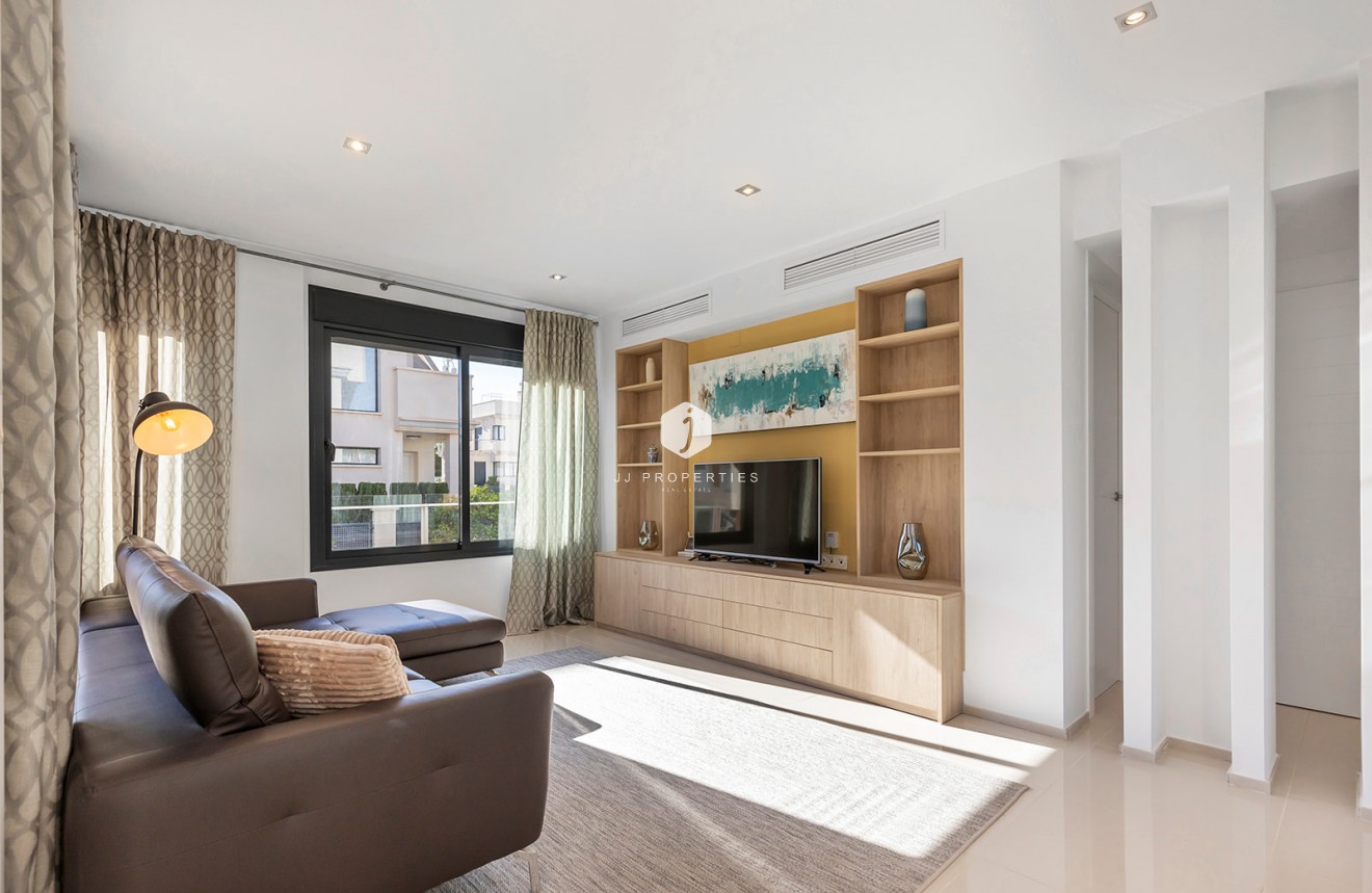 Resale - Villa -
Orihuela Costa - Costa Blanca