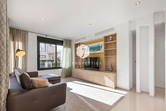 Resale - Villa -
Orihuela Costa - Costa Blanca