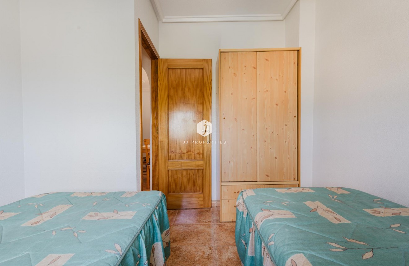 Resale - Apartment / flat -
Torrevieja - Costa Blanca
