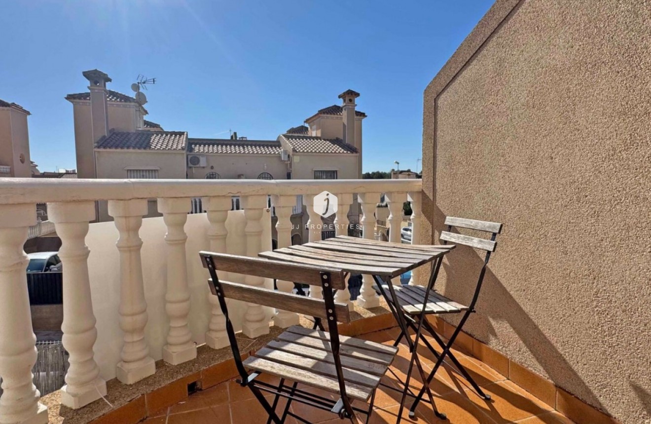 Aus zweiter Hand - Chalet -
Orihuela Costa - Costa Blanca