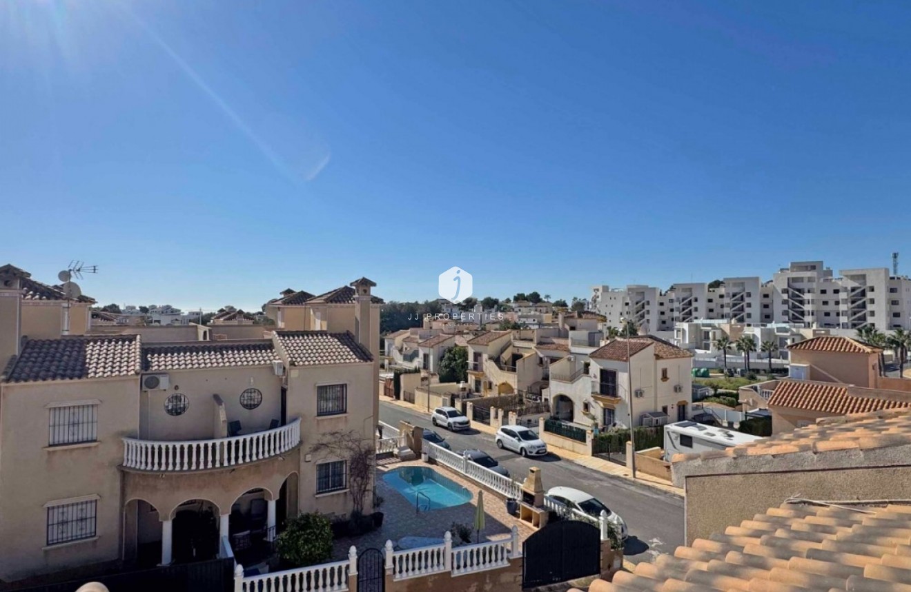 Aus zweiter Hand - Chalet -
Orihuela Costa - Costa Blanca