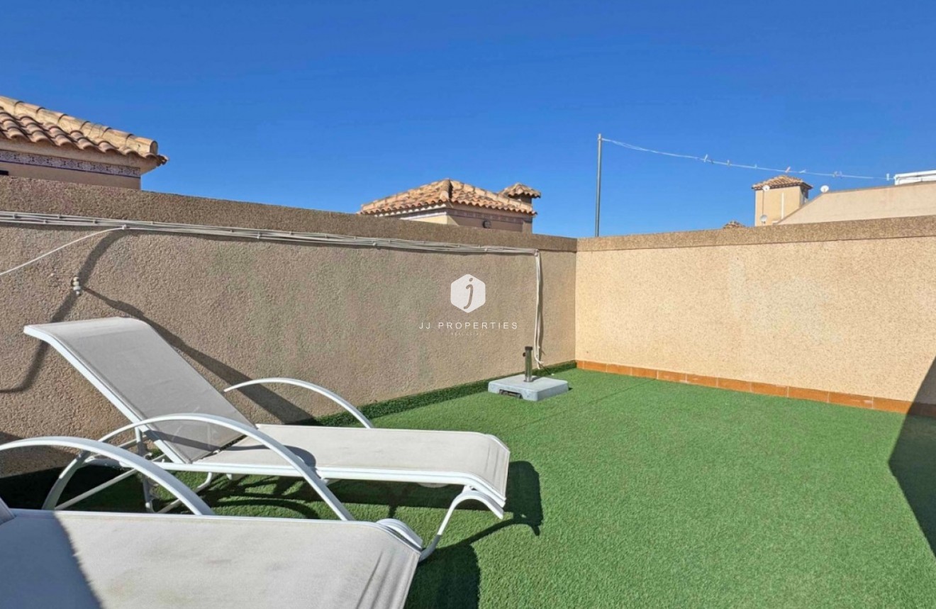Aus zweiter Hand - Chalet -
Orihuela Costa - Costa Blanca