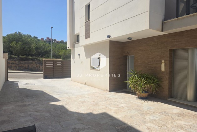 Resale - Villa -
San Miguel de Salinas - Inland