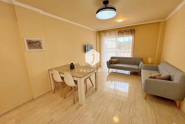 Resale - Apartment / flat -
Guardamar del Segura - puerto deportivo