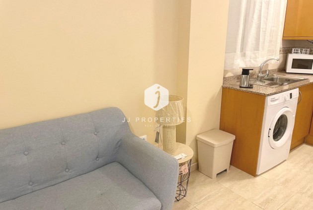 Resale - Apartment / flat -
Guardamar del Segura - puerto deportivo
