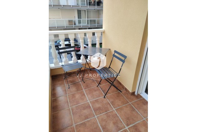 Resale - Apartment / flat -
Guardamar del Segura - puerto deportivo