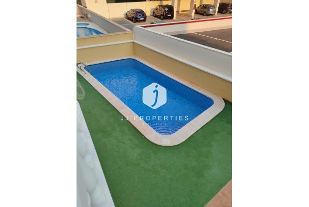 Resale - Apartment / flat -
Guardamar del Segura - puerto deportivo