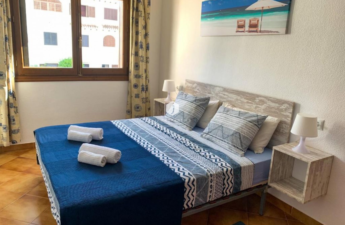 Resale - Apartment / flat -
Orihuela Costa - Costa Blanca