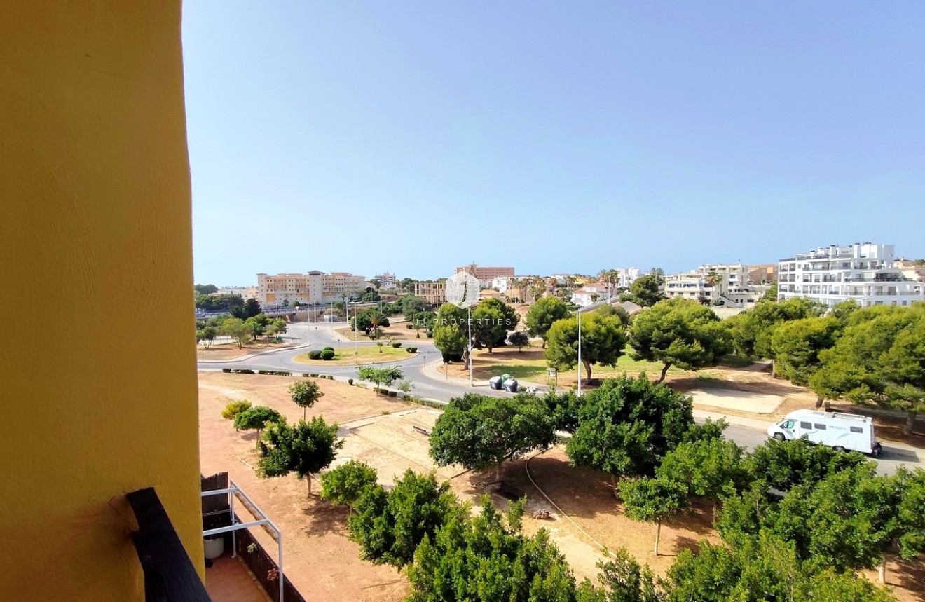 Resale - Apartment / flat -
La Zenia - Costa Blanca