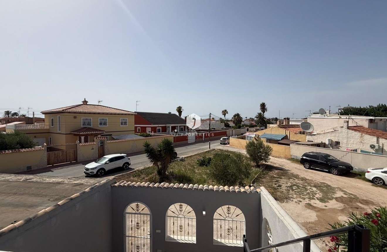 Resale - Chalet -
Torrevieja - Torreta Florida