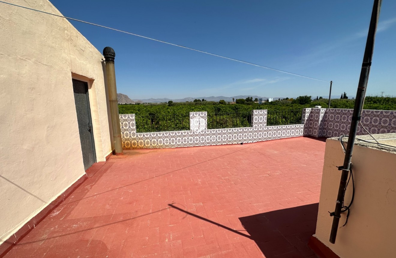 Resale - Chalet -
Benejúzar - Inland