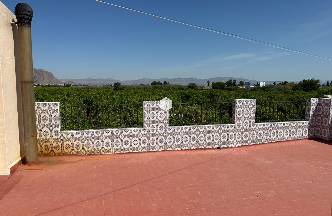 Resale - Chalet -
Benejúzar - Inland