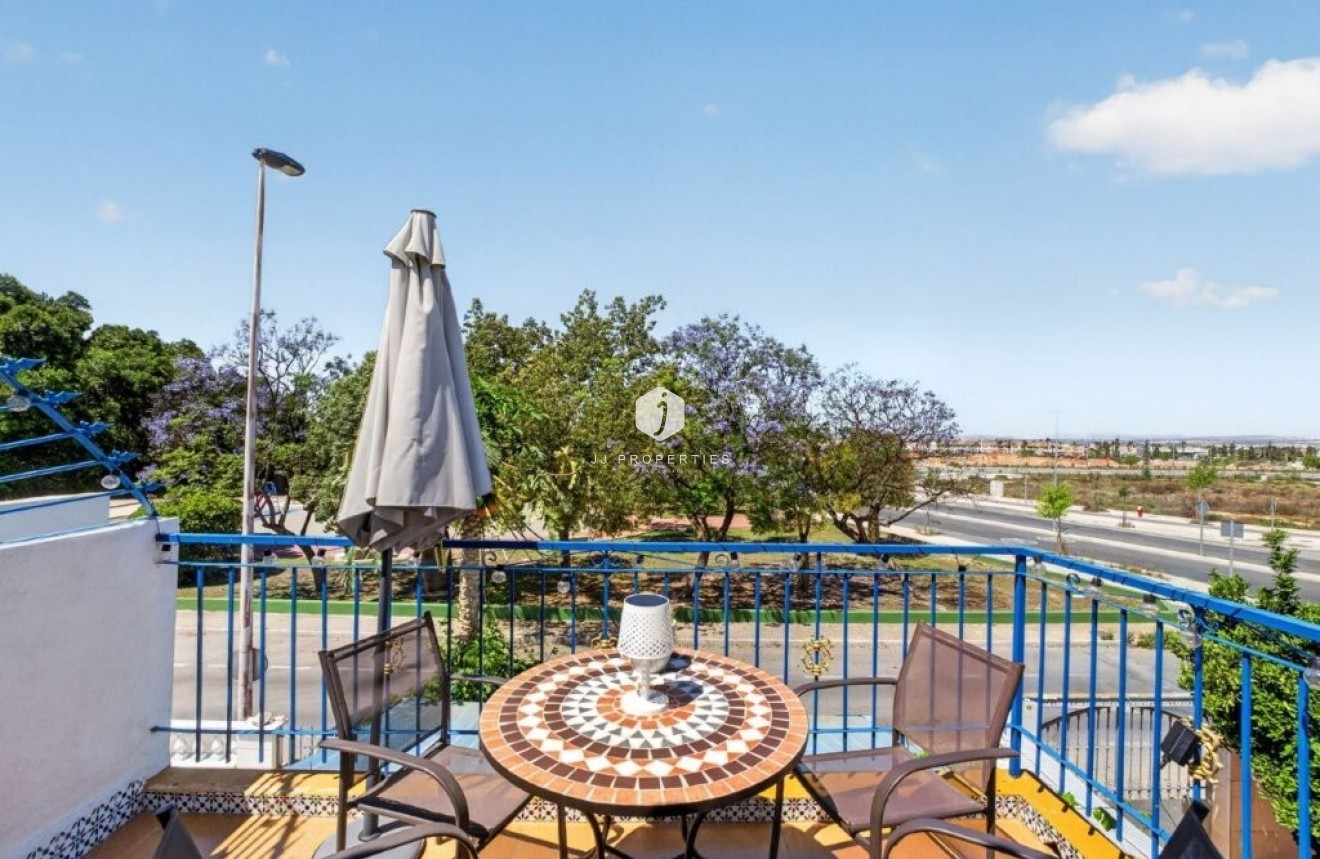 Resale - Penthouse -
Torrevieja - Jardin del Mar