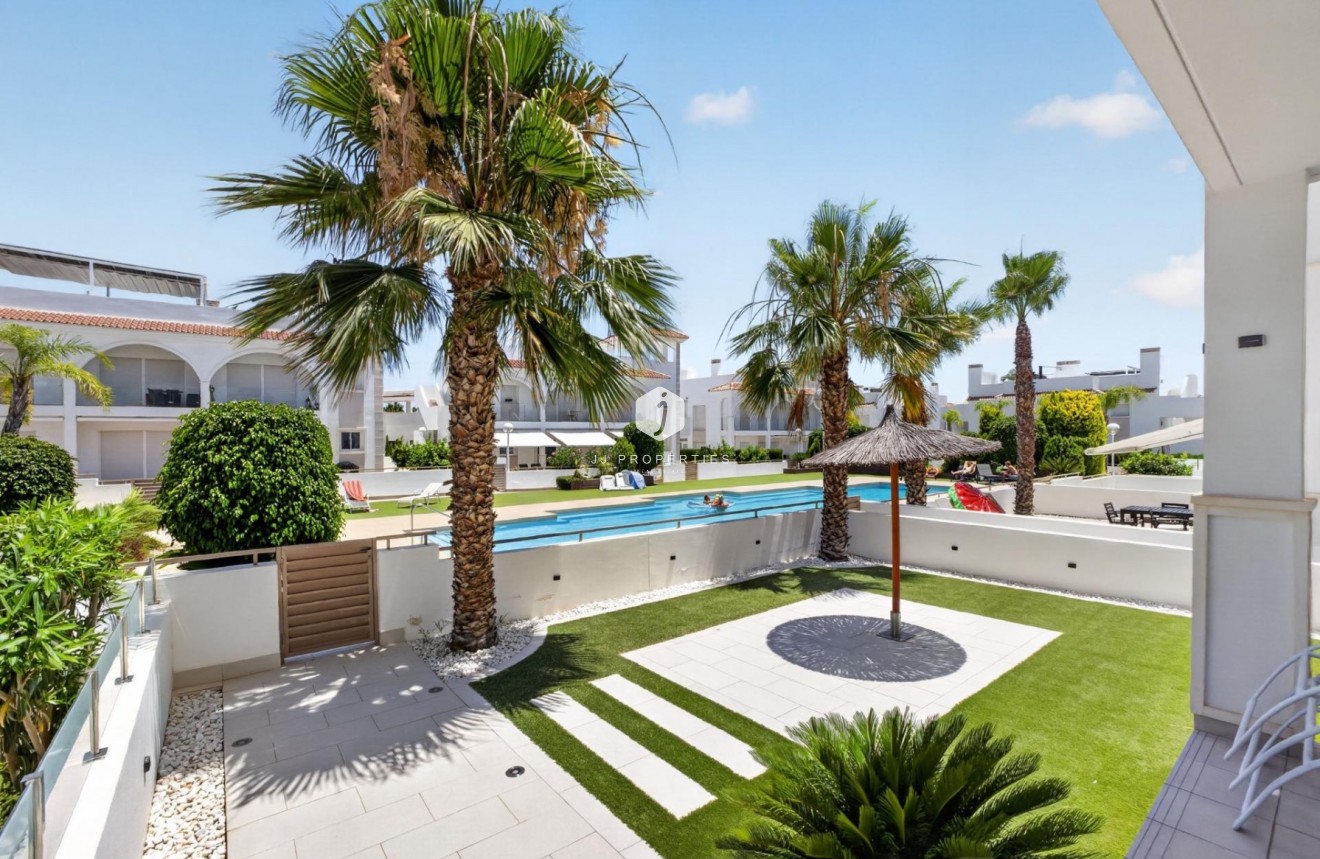 Resale - Apartment / flat -
Ciudad Quesada - Costa Blanca