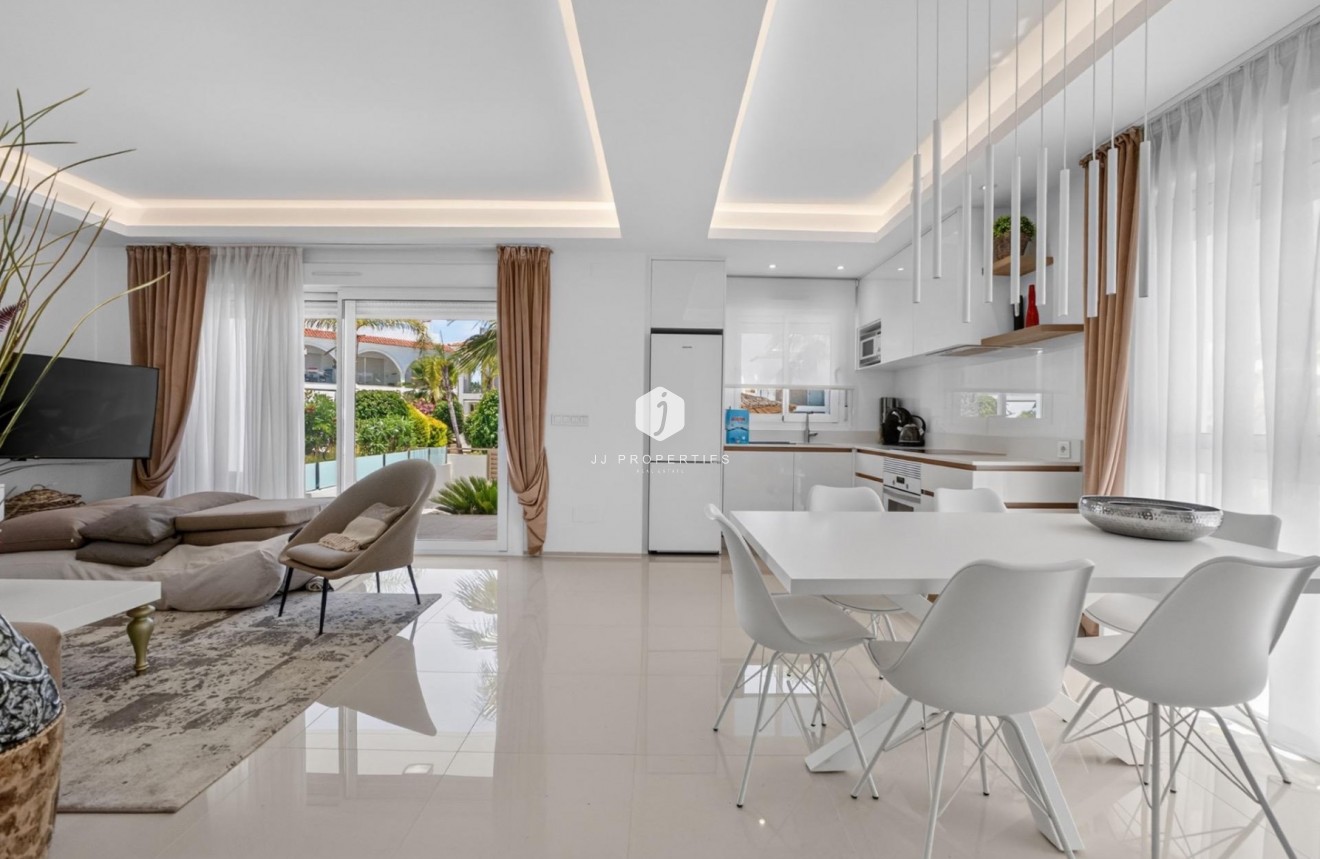 Resale - Apartment / flat -
Ciudad Quesada - Costa Blanca