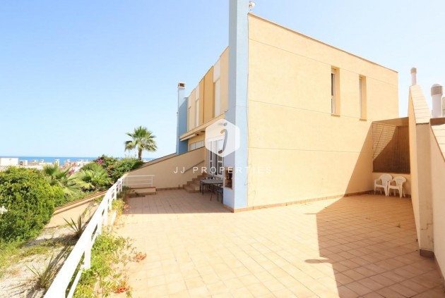 Resale - Chalet -
Orihuela Costa - Costa Blanca