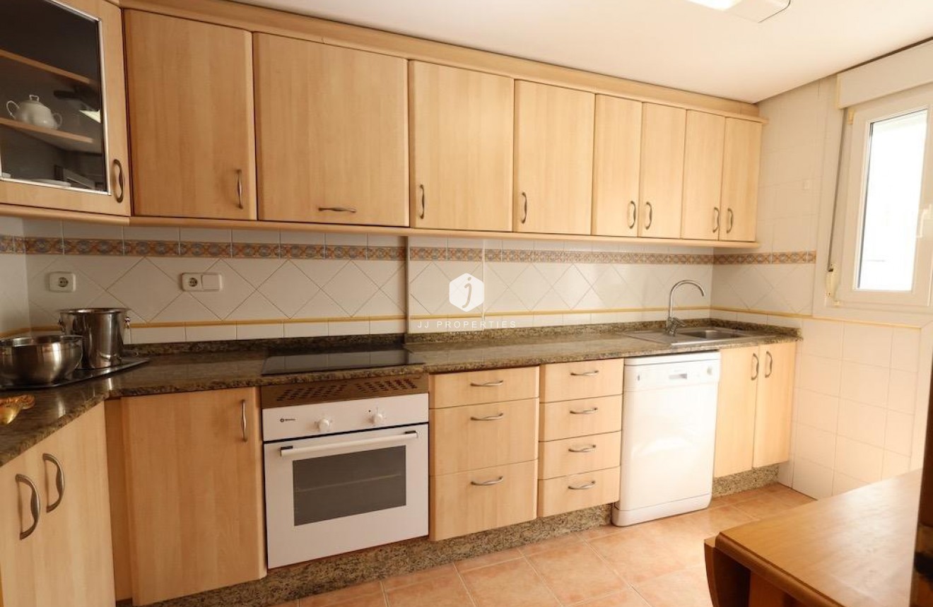 Resale - Chalet -
Orihuela Costa - Costa Blanca