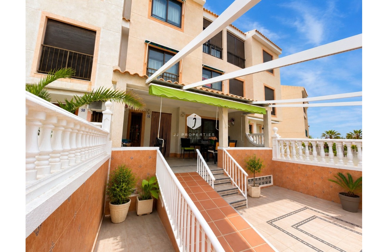 Resale - Chalet -
Guardamar del Segura - Costa Blanca