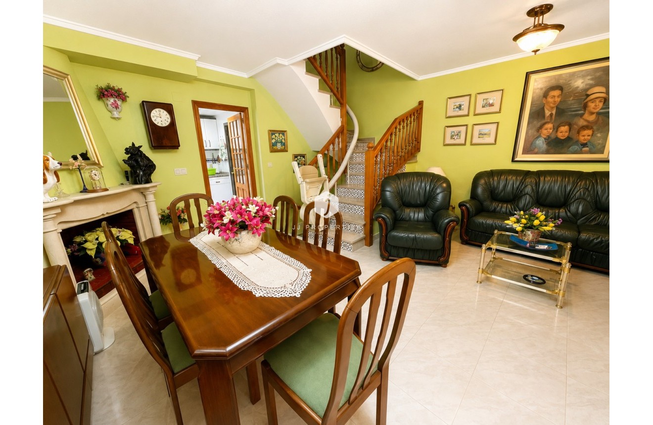 Resale - Chalet -
Guardamar del Segura - Costa Blanca